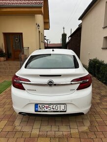 Predám Opel Insignia 2,0 CDTI  Hatchback diesiel - 7