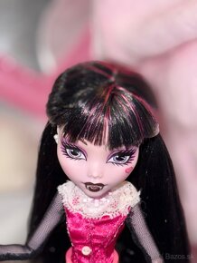 Monster High Draculaura Wave 1 2009 - 7