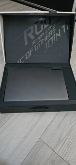 Asus ROG Zephyrus G15 - 7