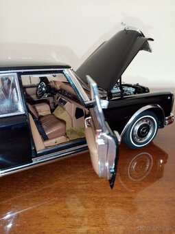 Mercedes Benz Pullman 600 Auto Art 1:18 - 7