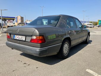 Vymenim W124 250D - 7