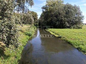 Stavebný pozemok 8,8 árov pri Klátovskom ramene v... - 7