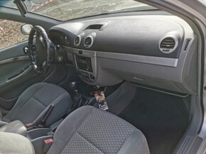 Chevrolet Lacetti kombi 1,6 DOH - 7