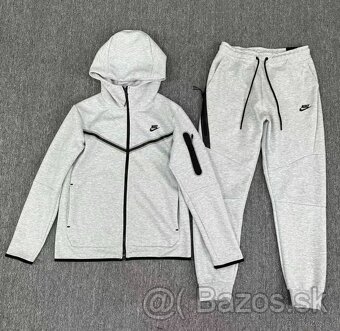 Nike Tech Fleece - 7