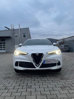 Alfa Romeo Stelvio QV Q4 Quadrifoglio - 7