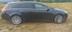 Opel Insignia Sports Tourer SW - 7