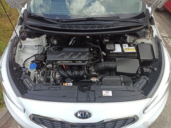 KIA Ceed 1.4 CVVT UEFA edicia Gold+Platinum - 7