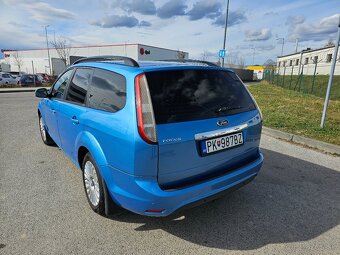 Ford Focus Kombi 1.8i benzin ťažné  zariadenie - 7