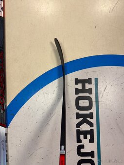 UPLNE NOVA PROFI HOKEJKA CCM JETSPEED FT6 PRO - 7