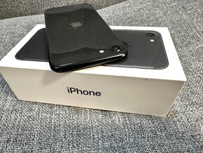 iPhone SE 2020 64GB (plne funkčný) - 7