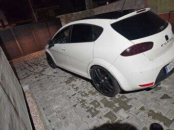 Seat Leon Cupra R310 White Edition - 7