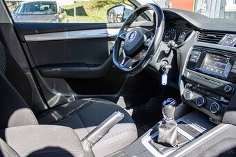 Škoda Octavia Combi 1.6 TDI 110k Ambition - 7