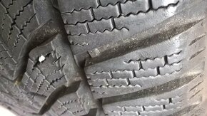 ZIMNÉ 225/45 R17 91H DUNLOP cca 7-8 mm LEN 45,-€/kus - 7