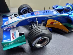 F1 SAUBER PETRONAS C24 2005 FELIPE MASSA MINICHAMPS 1:18 - 7