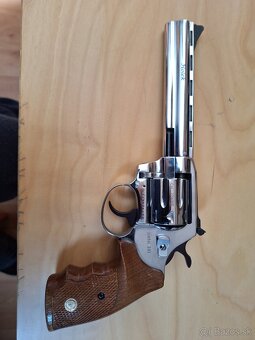 Predam revolver - 7