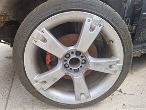 Elektrony r18 golf 4 s gumami 5x100 - 7