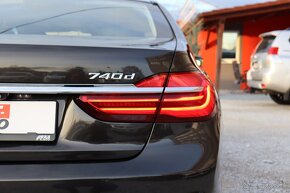 BMW Rad 7 740d xDrive A/T - 7