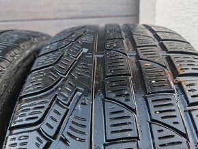 Predam zimné pneu 235/45 R18 - 7