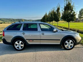 Škoda Octavia Combi Scout DSG 4×4 - 2.0CR TDi 103Kw 140Ps. - 7