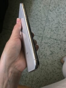 iPhone XS 256GB Silver - 7