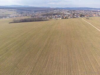 Pozemok v obci Lorinčík, len 10 minút od Košíc. - 7