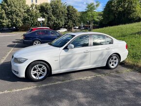 Bmw 320xd full vybava - 7