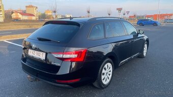 Škoda Super b Combi 1.6 TDI 85 kW M Ambition - 7