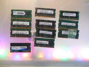 notebokove ramky na fotke 4gb ddr3 2gb ddr2 1gb ddr1 10e ks - 7