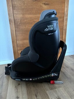 BRITAX RÖMER dualfix M-i SIZE, Otočná 360° - 7