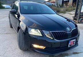 Škoda Octavia Combi 2,0 TDI - 7