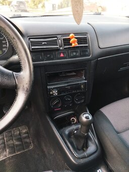 Volkswagen Golf 4 - 7