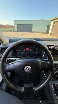 VOLKSWAGEN GOLF V 1.9TDi - 7