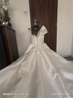 Pronovias - 7