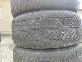 255/55 r18 goodyear zimné - 7