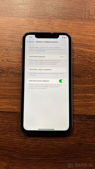 Predám iPhone xr 64gb - 7