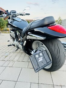 SUZUKI Intruder 1800r - 7