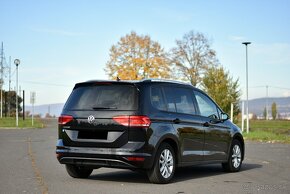 Volkswagen Touran 1.6 TDi 7-MIESTNY / KAMERA / ACC / DSG-7 - 7