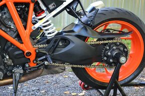 KTM 1290 SUPER DUKE R - 7