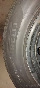 Predam zimne pneu. na diskoch 215/60R16 - 7