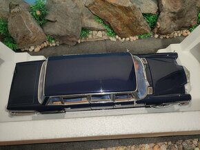 Prodám model 1:18 Mercedes Benz 600 1966 - 7