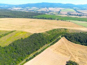 8.000 m2 POZEMOK vo výlučnom vlastníctve pri KE na chatku - 7