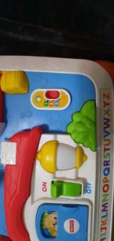 Fisher price stolík - 7