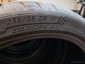 235/35 r19 letné - 7