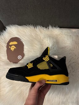 Jordan 4 - 7