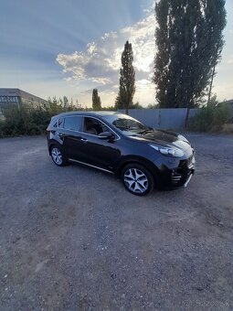 KIA SPORTAGE GT - 7