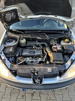 Peugeot 206 1.1 44kW 2004 - 7