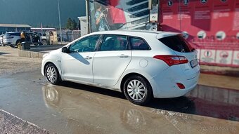 Hyundai i30 1.6crdi 2017 nová stk - 7