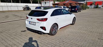 KIA Ceed GT 1.6 T-GDi 150kw A/T - 7