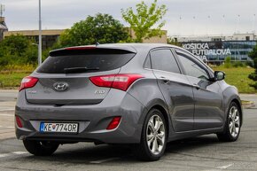 Hyundai i30 1.6 CRDi DOHC 16V Dynamic - 7