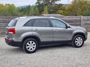 KIA SORENTO 2,2CRDi 4x4 - 7